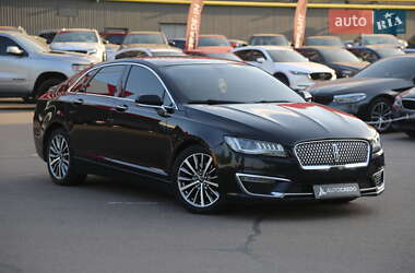 Седан Lincoln MKZ 2016 в 
