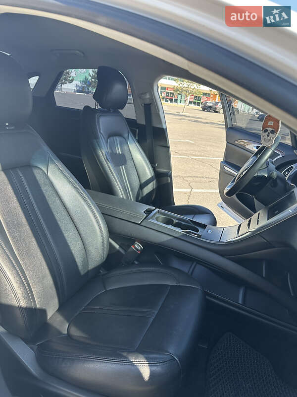 Седан Lincoln MKZ 2014 в Николаеве