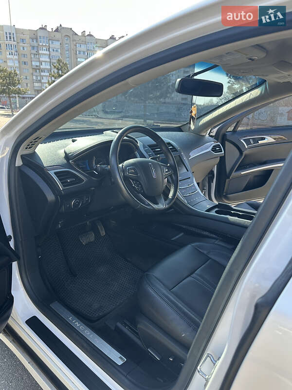 Седан Lincoln MKZ 2014 в Николаеве