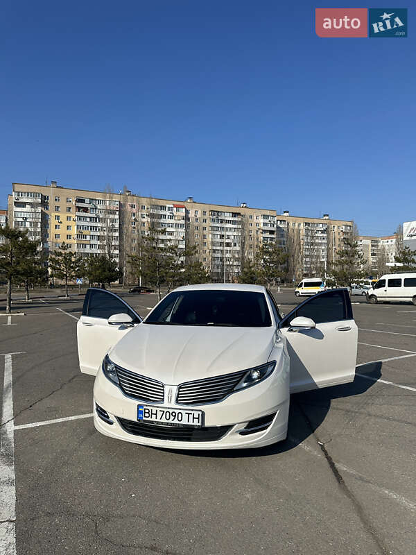 Седан Lincoln MKZ 2014 в Николаеве