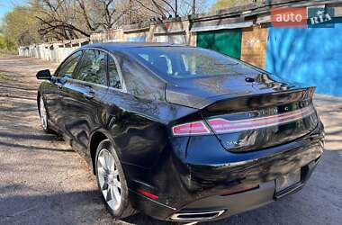 Седан Lincoln MKZ 2014 в 