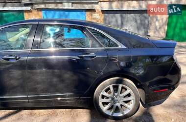 Седан Lincoln MKZ 2014 в 