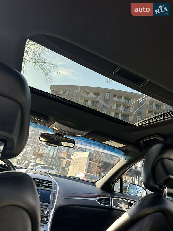 Седан Lincoln MKZ 2017 в Ужгороде