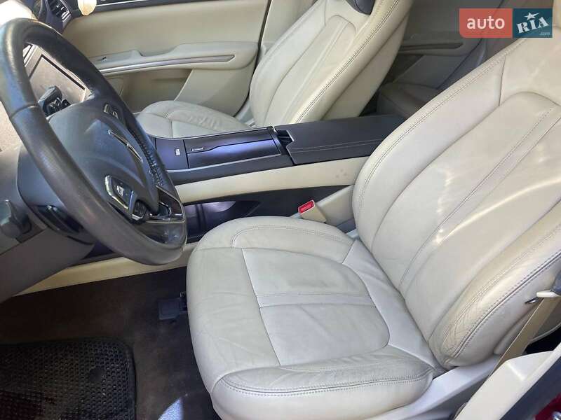 Седан Lincoln MKZ 2013 в Києві