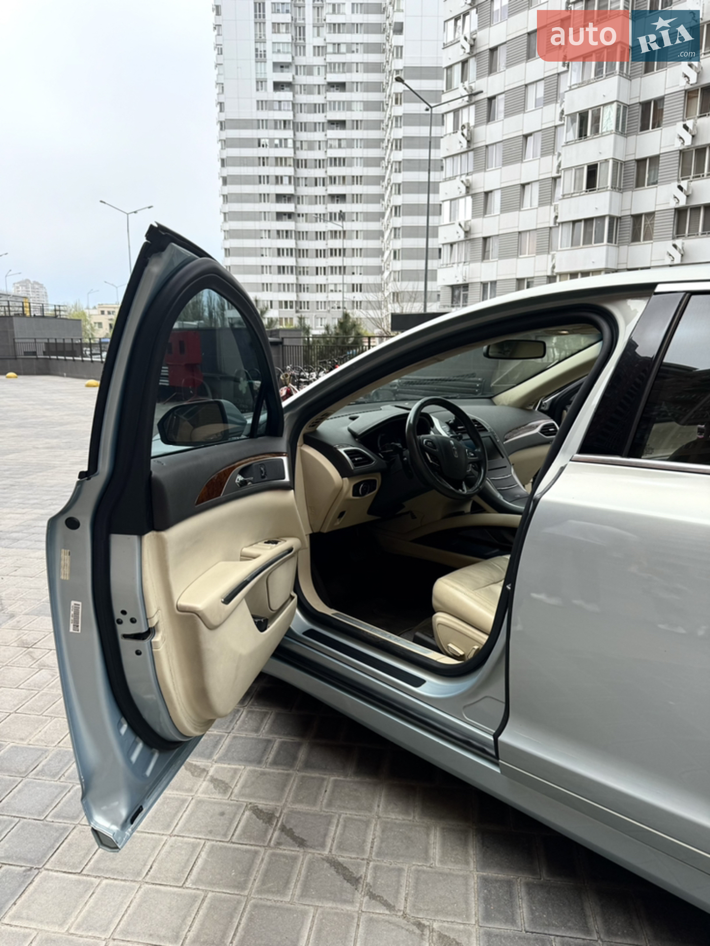 2014 Lincoln MKZ - мініатюра 21