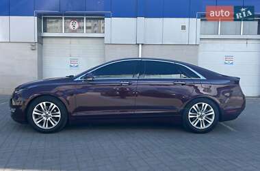 Седан Lincoln MKZ 2013 в 