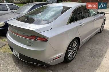Седан Lincoln MKZ 2018 в 