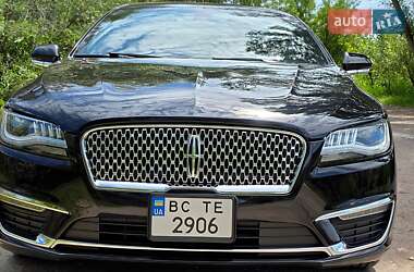 Седан Lincoln MKZ 2019 в 