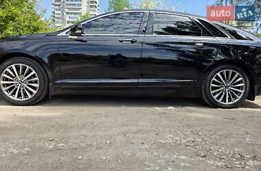 Седан Lincoln MKZ 2019 в 
