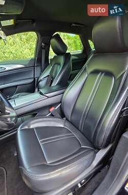 Седан Lincoln MKZ 2019 в Каменском