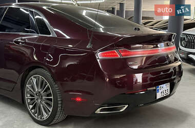 Седан Lincoln MKZ 2013 в 