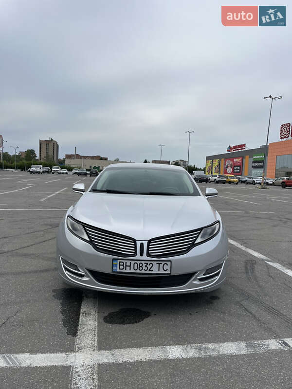 Седан Lincoln MKZ 2016 в Полтаві