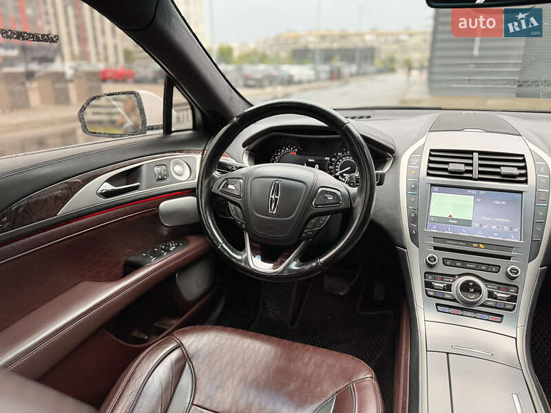 Седан Lincoln MKZ 2017 в Києві