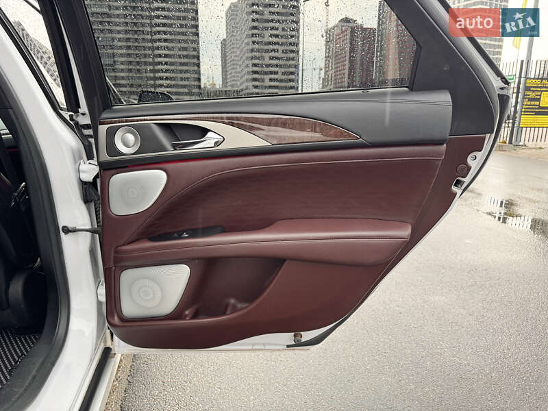 Седан Lincoln MKZ 2017 в Києві