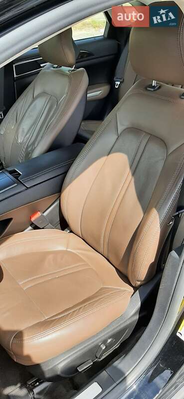 Седан Lincoln MKZ 2015 в Киеве
