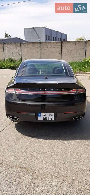 Седан Lincoln MKZ 2015 в Киеве