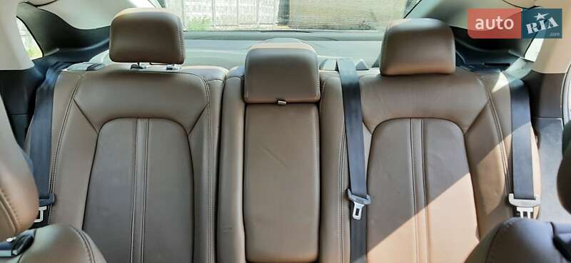 Седан Lincoln MKZ 2015 в Киеве