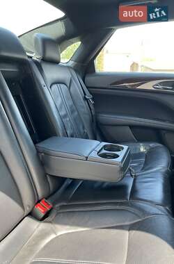 Седан Lincoln MKZ 2016 в 