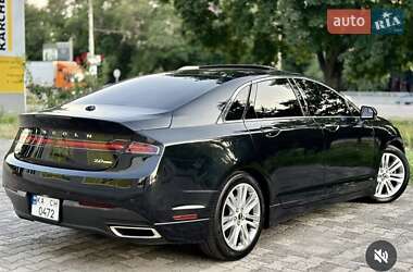 Седан Lincoln MKZ 2013 в 