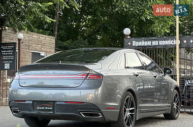 Седан Lincoln MKZ 2014 в 