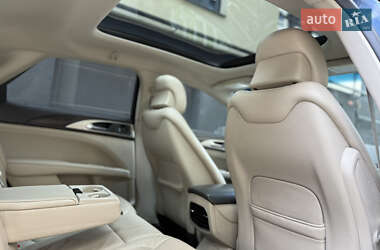 Седан Lincoln MKZ 2018 в 