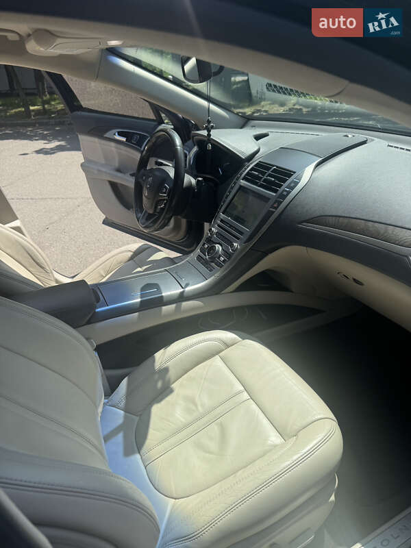 Седан Lincoln MKZ 2016 в Одесі