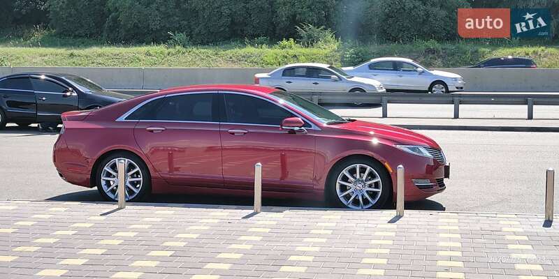Lincoln MKZ 2015