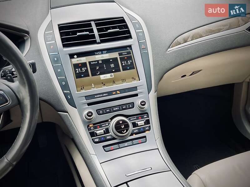 Седан Lincoln MKZ 2018 в Киеве