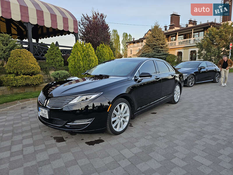 Седан Lincoln MKZ 2016 в Сарнах
