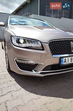 Седан Lincoln MKZ 2019 в 