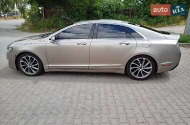 Седан Lincoln MKZ 2019 в 