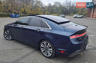 Седан Lincoln MKZ 2016 в 