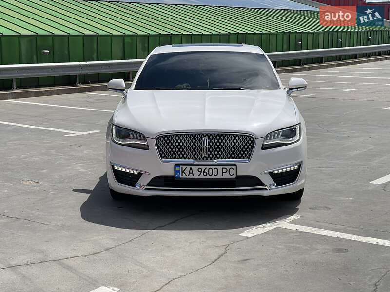 Седан Lincoln MKZ 2017 в Киеве