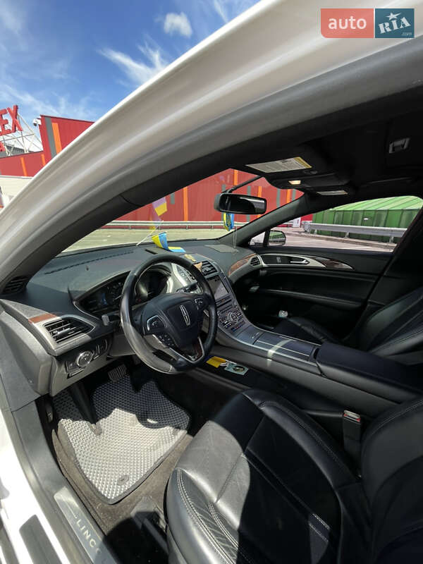 Седан Lincoln MKZ 2017 в Киеве