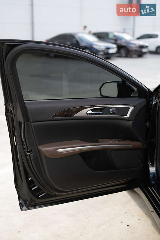 Седан Lincoln MKZ 2013 в Киеве фото 10 Седан Lincoln MKZ 2013 в Киеве