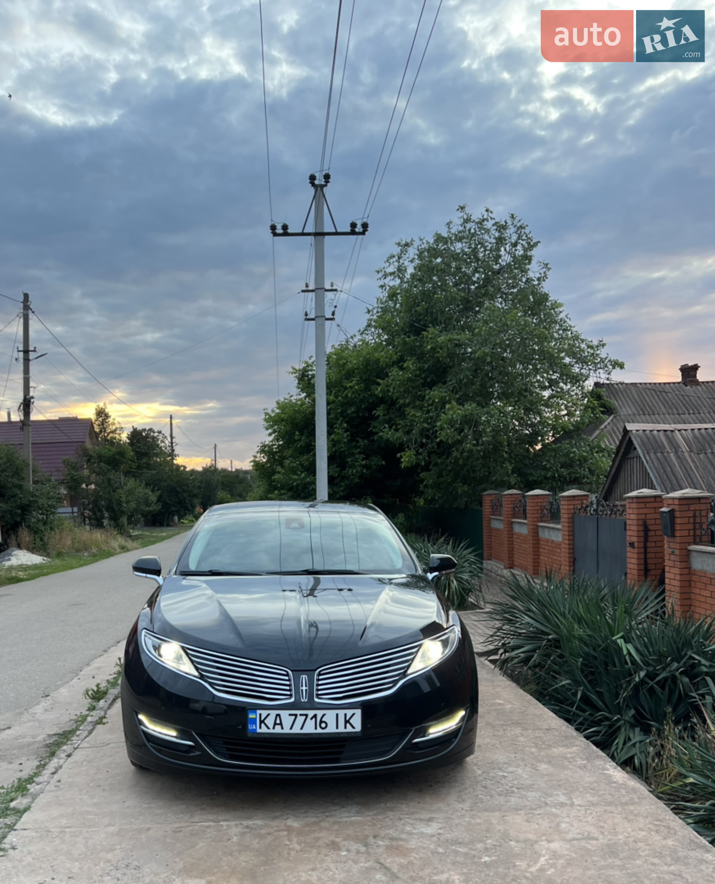 2013 Lincoln MKZ - мініатюра 2