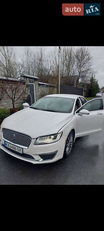 Lincoln MKZ 2018
