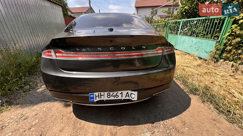 Седан Lincoln MKZ 2018 в Роздільній