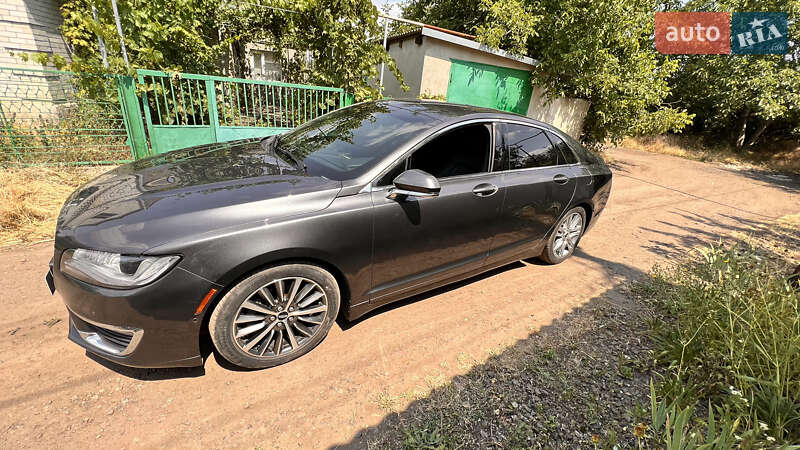 Седан Lincoln MKZ 2018 в Роздільній