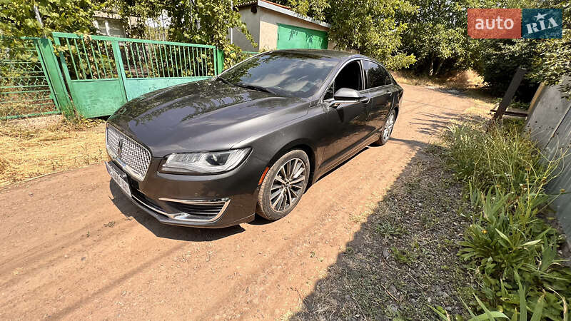 Седан Lincoln MKZ 2018 в Роздільній