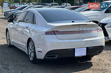 Седан Lincoln MKZ 2016 в 