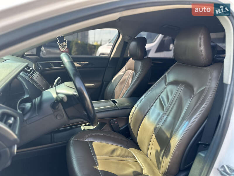 Седан Lincoln MKZ 2016 в Киеве