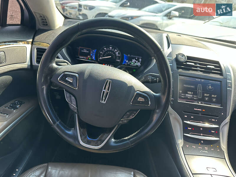 Седан Lincoln MKZ 2016 в Киеве
