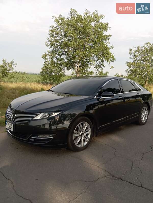 Седан Lincoln MKZ 2013 в 