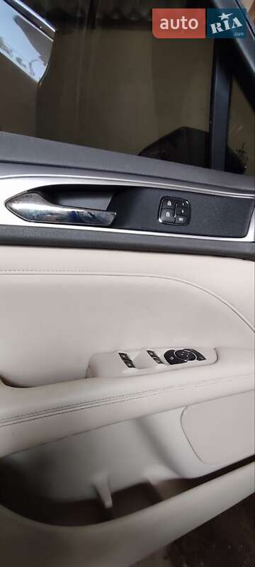 Седан Lincoln MKZ 2020 в Одесі