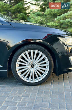 Седан Lincoln MKZ 2016 в 
