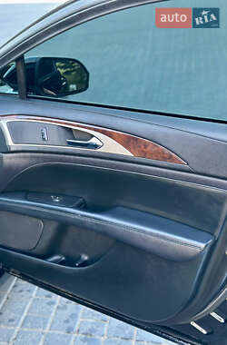 Седан Lincoln MKZ 2016 в 