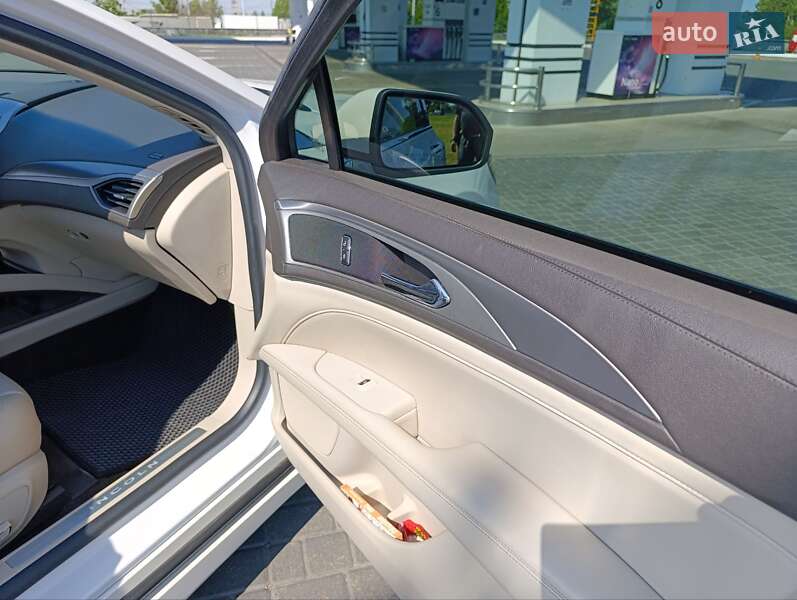 Седан Lincoln MKZ 2018 в Одессе