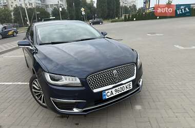 Седан Lincoln MKZ 2017 в 