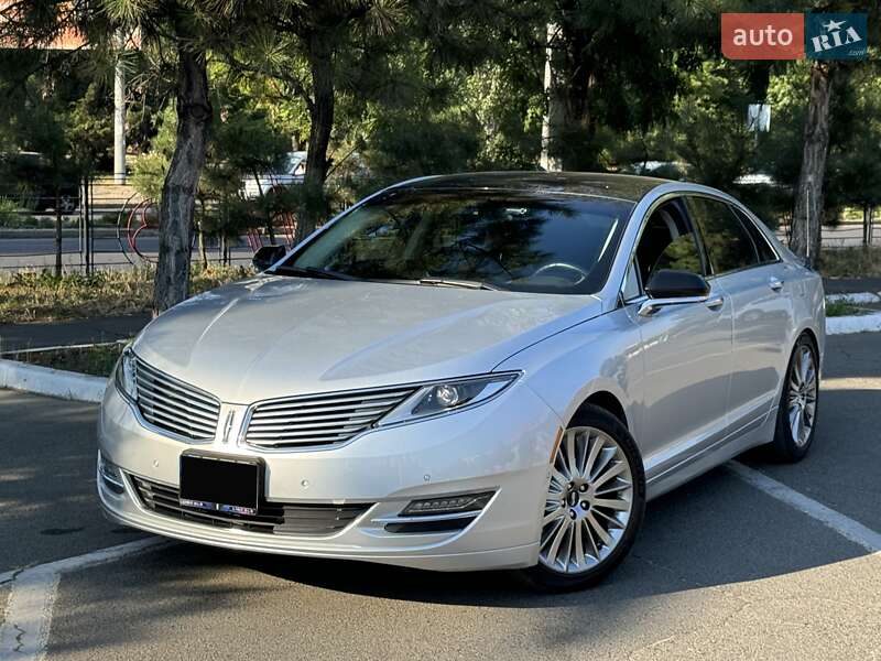 Lincoln MKZ 2013